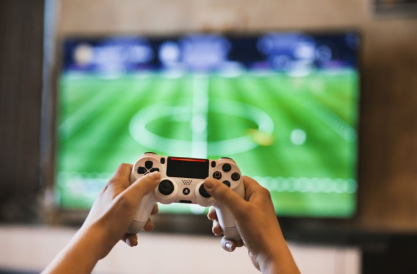 Why Streams Lag at Night